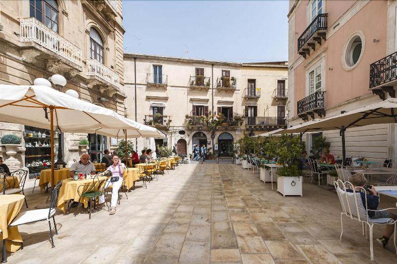 Il Salotto Di Maria Pia - Genel