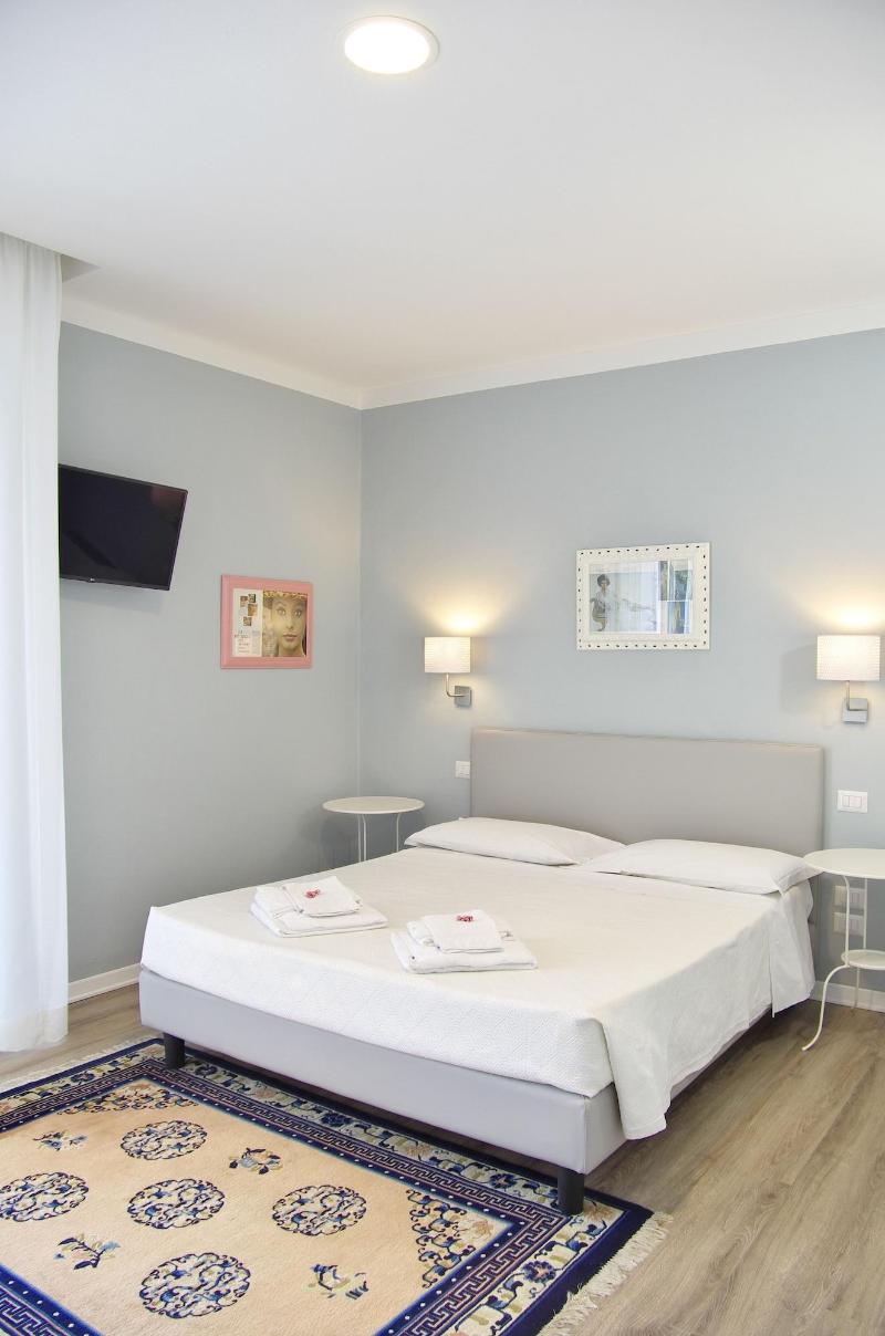 B & B La Cornice - Gina Room With Bathroom and Pri - Oda