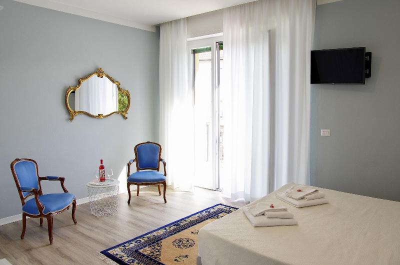 B & B La Cornice - Gina Room With Bathroom and Pri - Oda