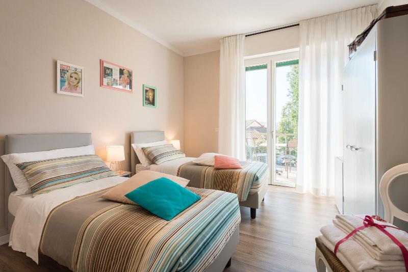 B & B La Cornice - Gina Room With Bathroom and Pri - Oda