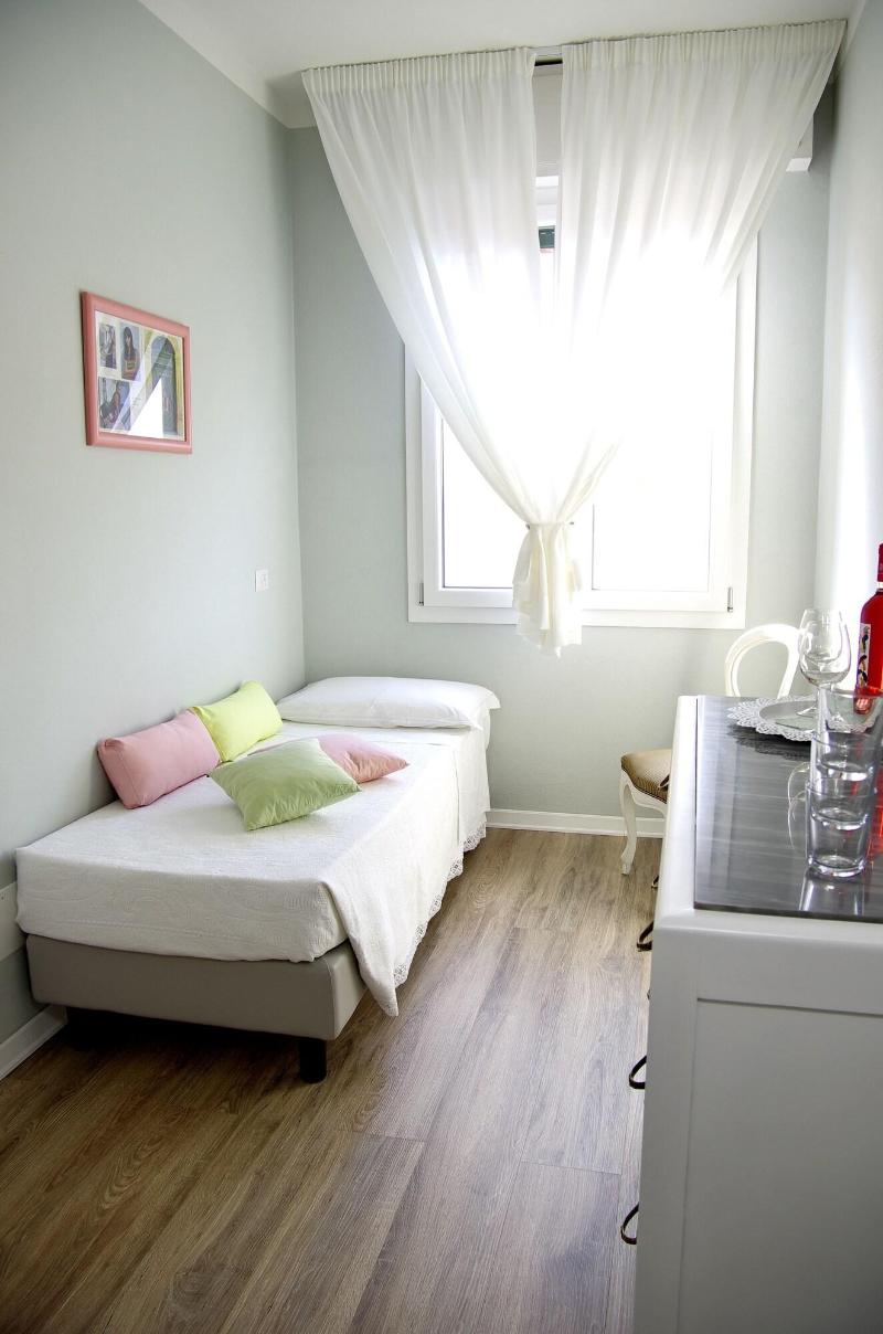 B & B La Cornice - Gina Room With Bathroom and Pri - Oda