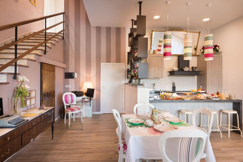 B & B La Cornice - Gina Room With Bathroom and Pri - Restoran