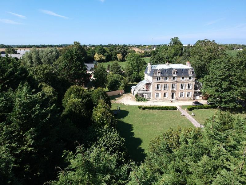 Chambres d'hôtes Château de Damigny - Genel