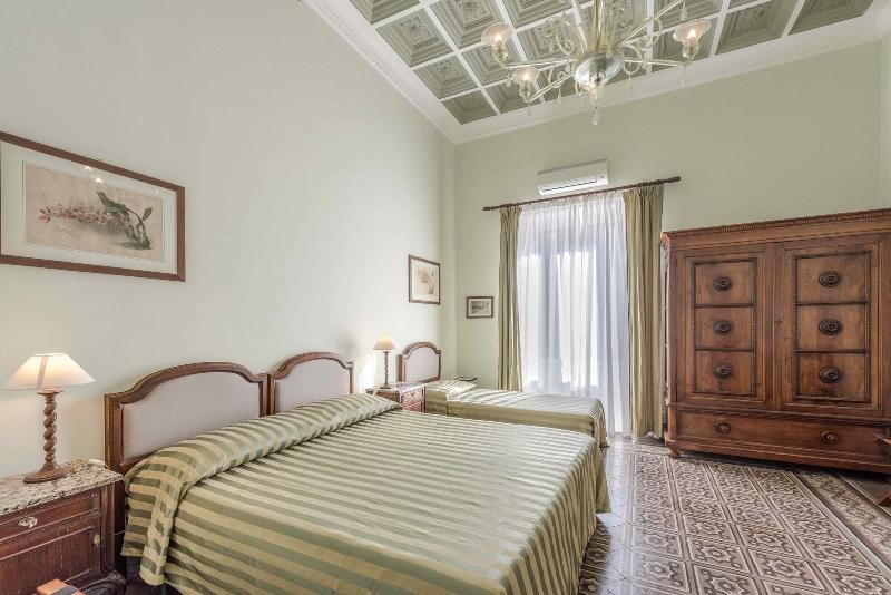 Bed And Breakfast Palazzo Benso - Oda