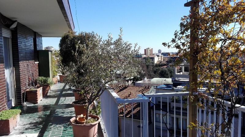 Mita Rooms & Apartment - Penthouse - Oda
