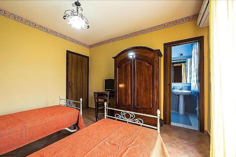 Bed & Breakfast Marina D'Aspra - Oda