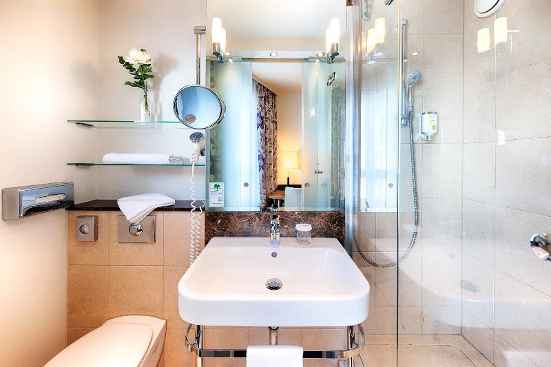 ACHAT Hotel Wiesbaden City - Oda