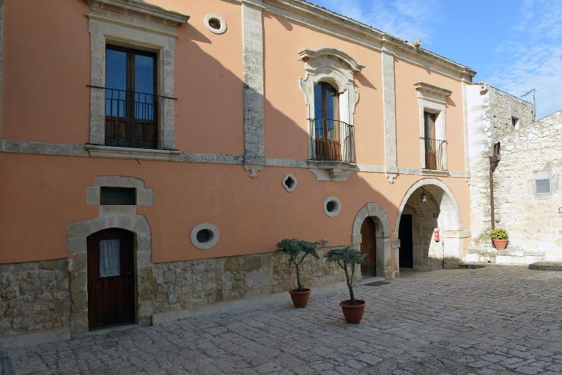 Relais Cimillà - Genel