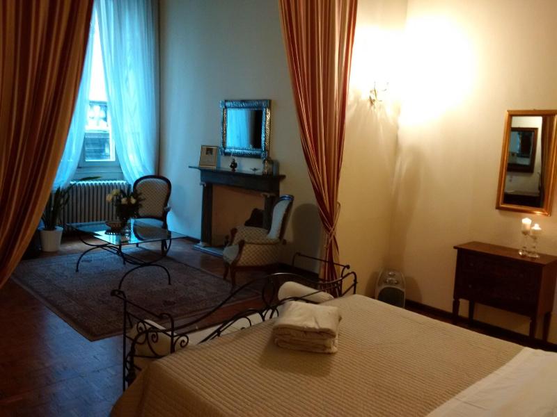 Antica Dimora B&B in Historic Residence - Oda
