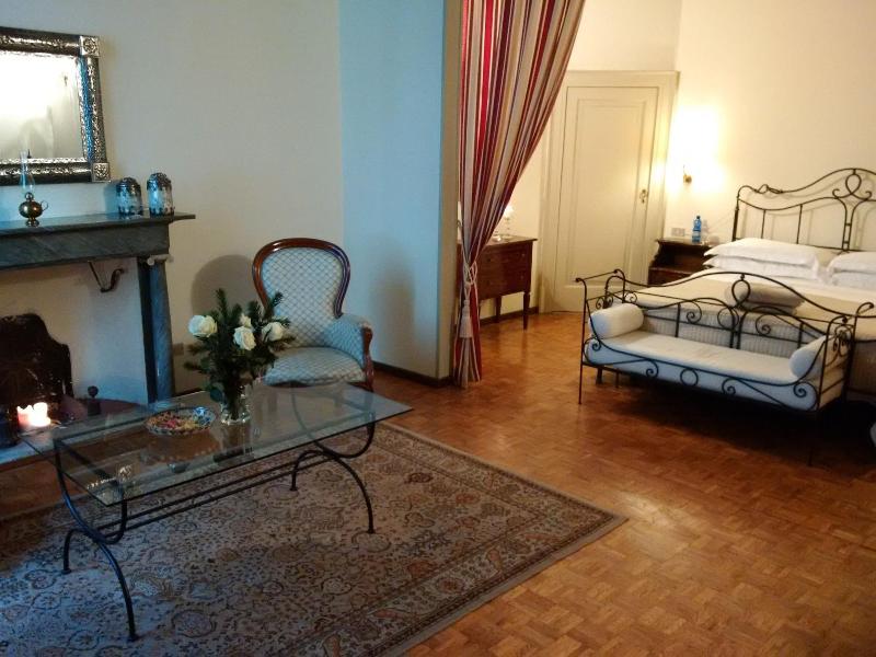 Antica Dimora B&B in Historic Residence - Oda