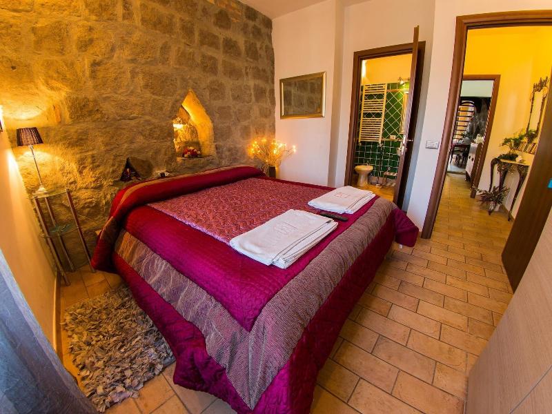 Medieval House - Oda