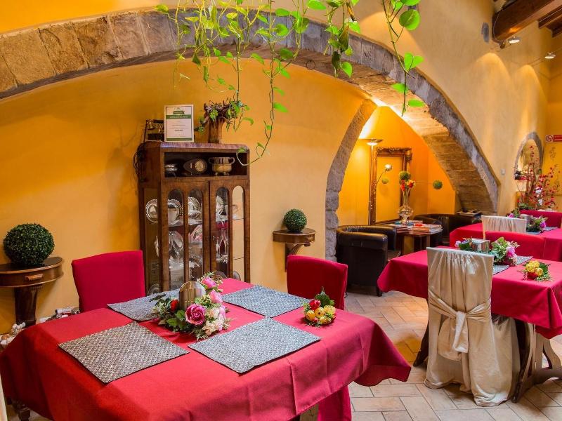 Medieval House - Restoran