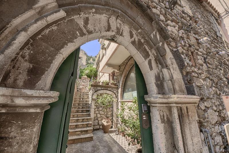 Relais 147 - Genel
