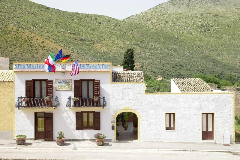 Alba Marina Bed & Breakfast - Genel