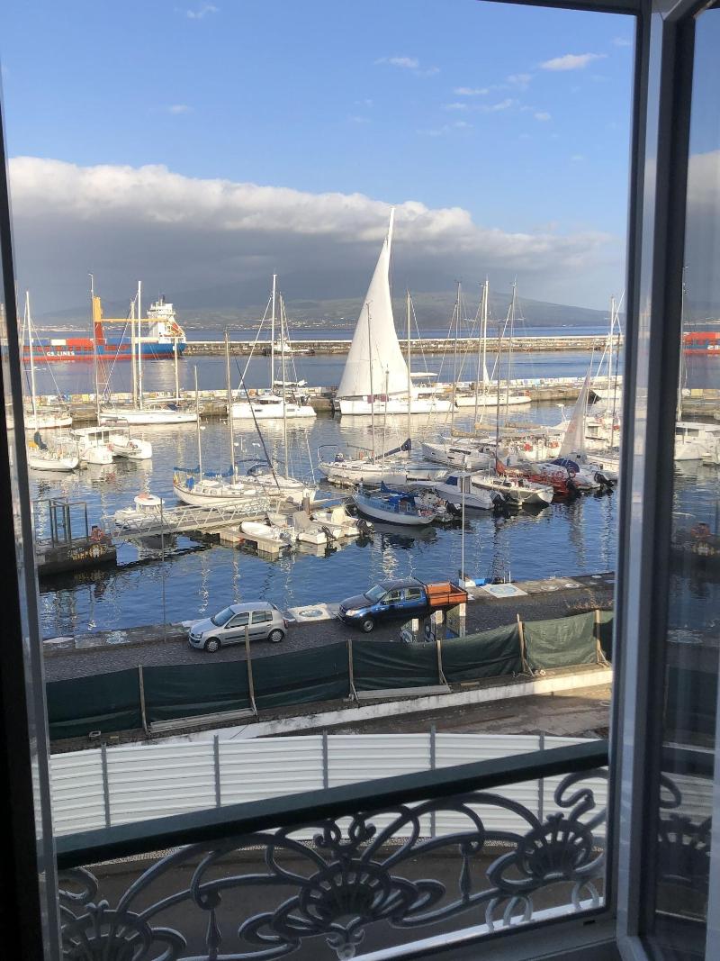 Internacional Azores Boutique - Oda