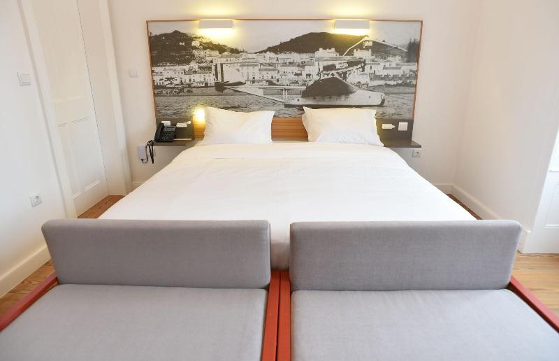 Internacional Azores Boutique - Oda