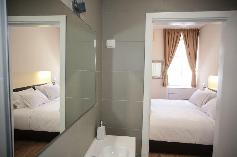 Sui7Es Guest House Cascais - Oda