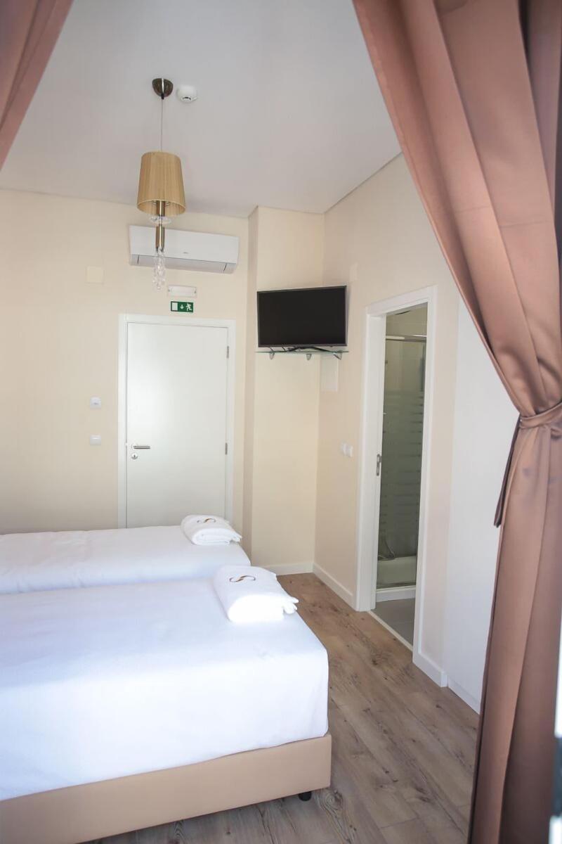 Sui7Es Guest House Cascais - Oda
