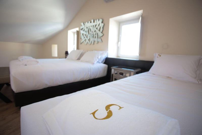 Sui7Es Guest House Cascais - Oda