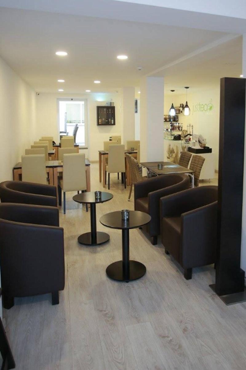 Sui7Es Guest House Cascais - Restoran