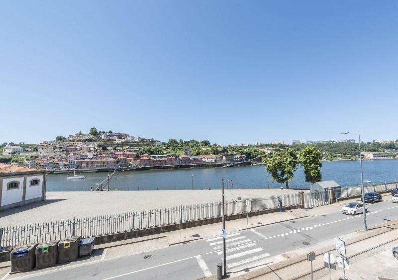 BO Miragaia - Riverside Suítes - Oda