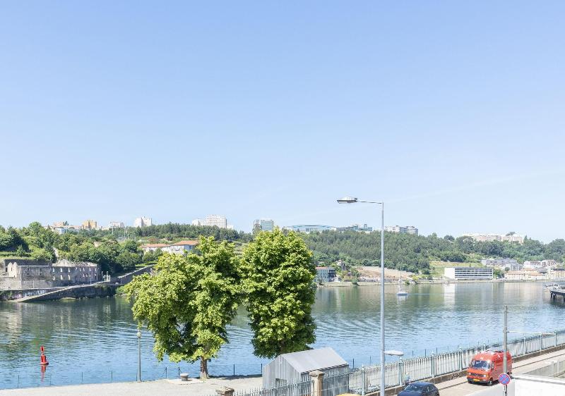 BO Miragaia - Riverside Suítes - Oda