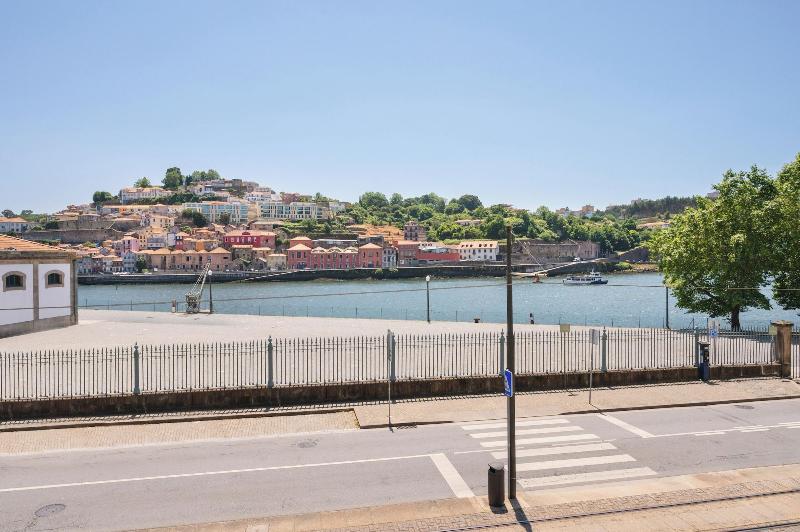 BO Miragaia - Riverside Suítes - Oda