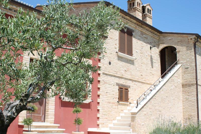 Dimora Rosso Piceno - Genel