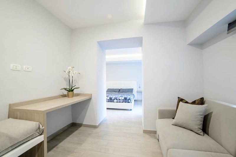 Riviera Luxury Suites B&B - Oda