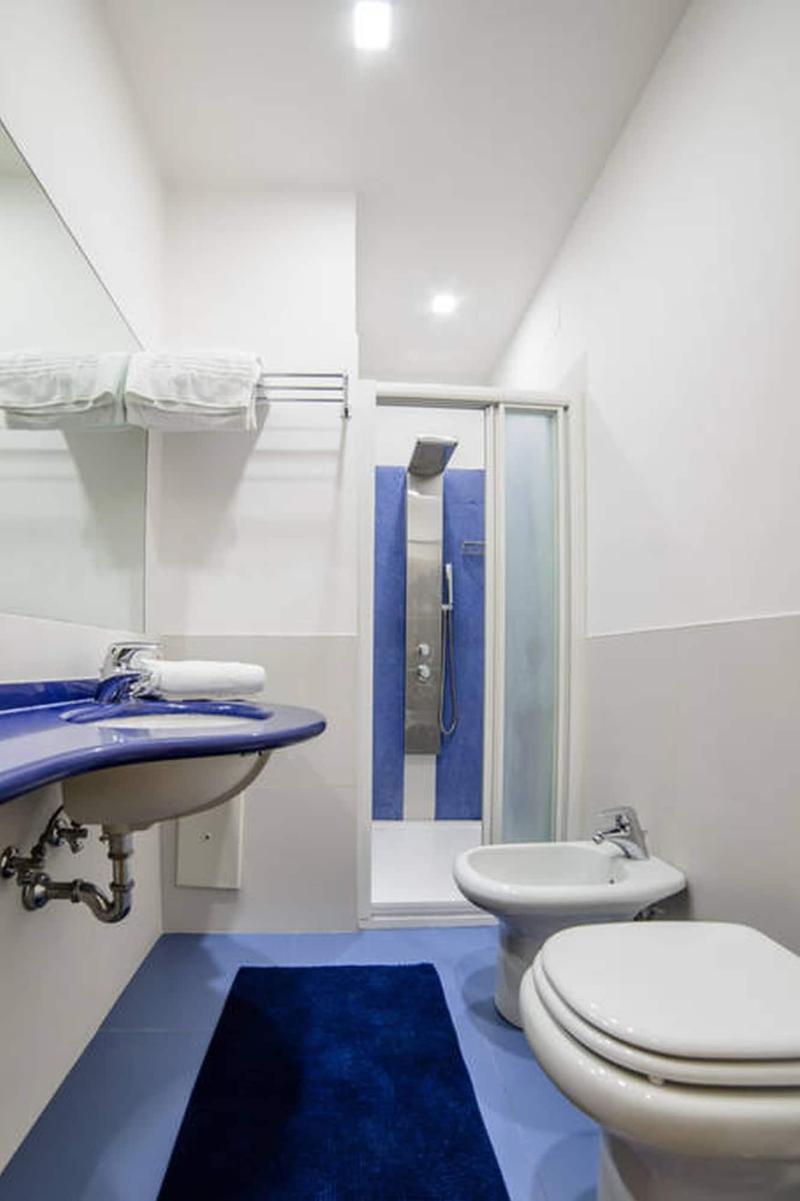 Riviera Luxury Suites B&B - Oda