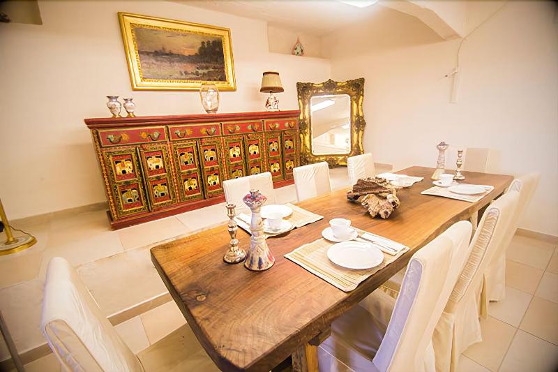 Betty's House - Lobi