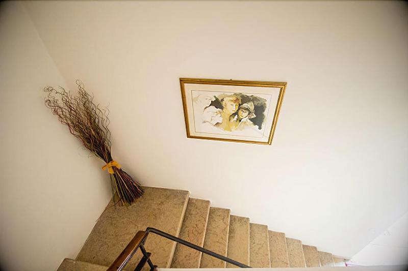 Betty's House - Lobi