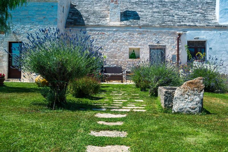 Trulli Donna Isabella - Genel