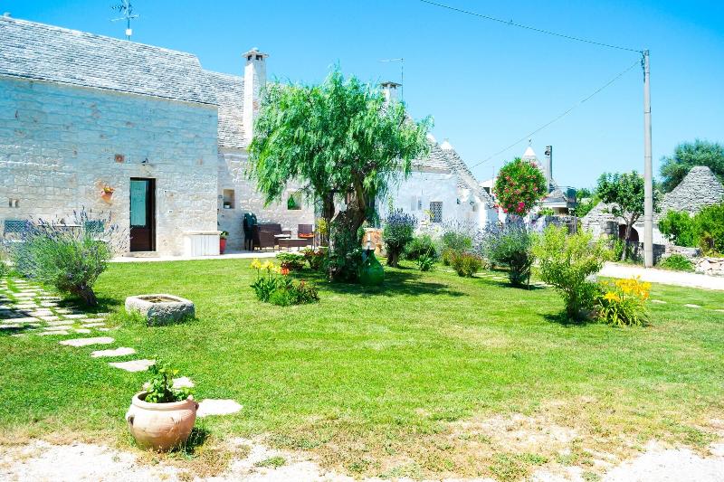 Trulli Donna Isabella - Genel