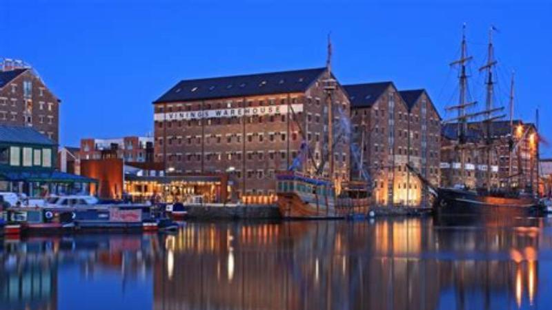 Holiday Inn Gloucester-Cheltenham - Genel