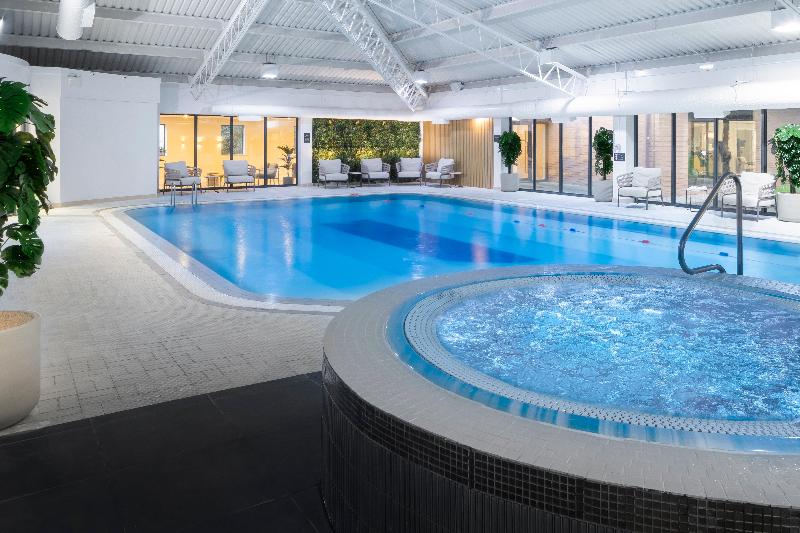 Holiday Inn Gloucester-Cheltenham - Havuz