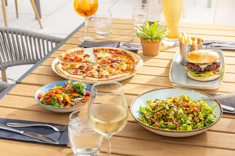 Holiday Inn Gloucester-Cheltenham - Restoran