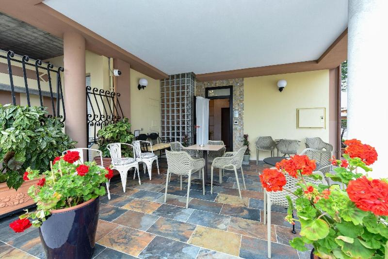 Bed & Breakfast America - Genel