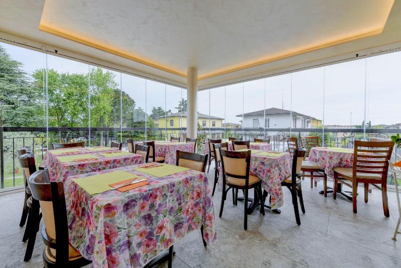 Bed & Breakfast America - Restoran