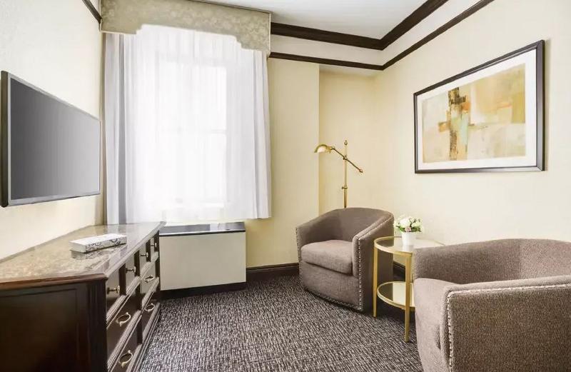 Lucerne Hotel - Oda