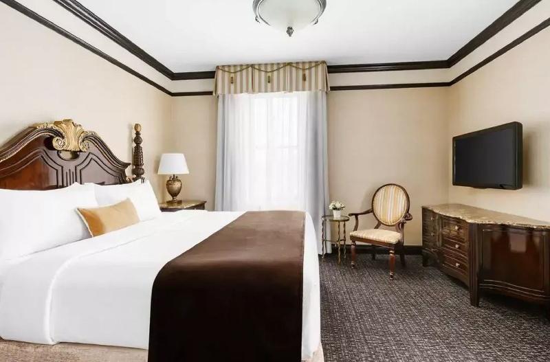 Lucerne Hotel - Oda