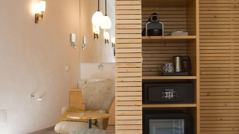 Room 55 - Oda