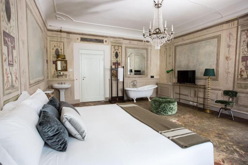 Oltrarno Splendid - Genel