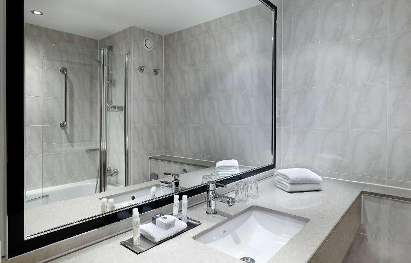 Doubletree by Hilton Woking - Oda