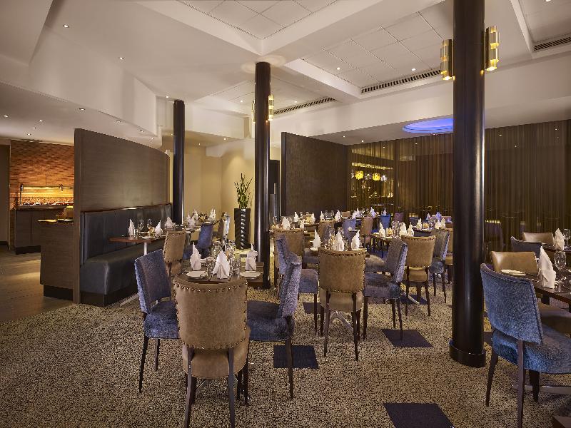 Doubletree by Hilton Woking - Restoran
