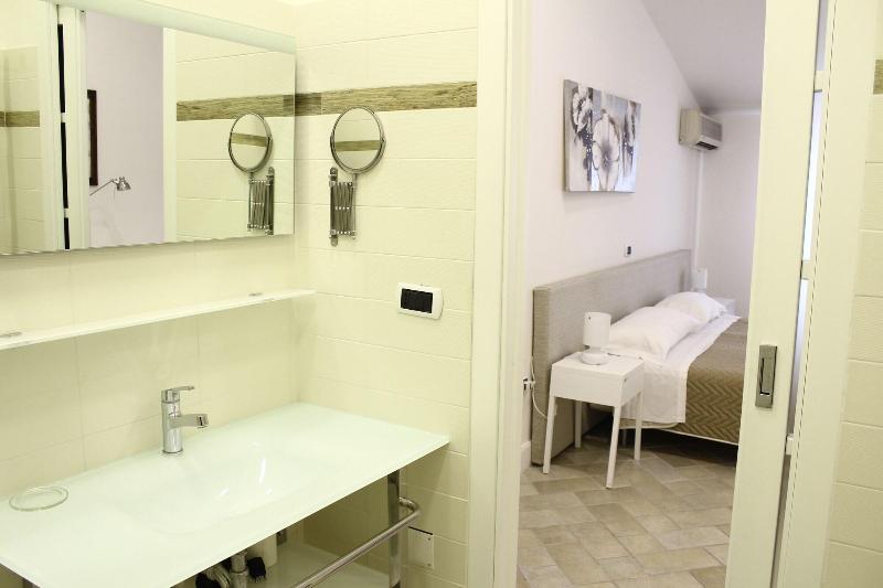 Attico Luxury B&B - Oda