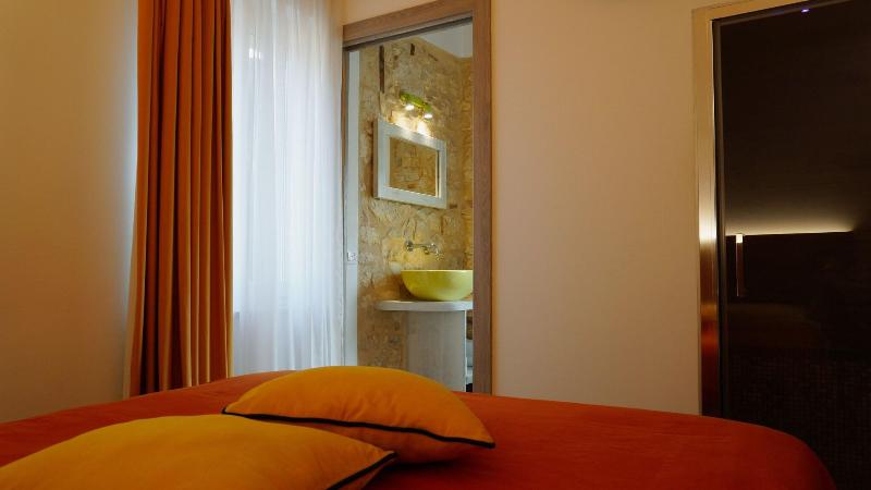 Romeo Giulietta Rooms Apartments Turkish Bath - Oda