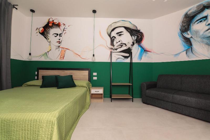 O.Effe. Global Suites at Vatican - Oda