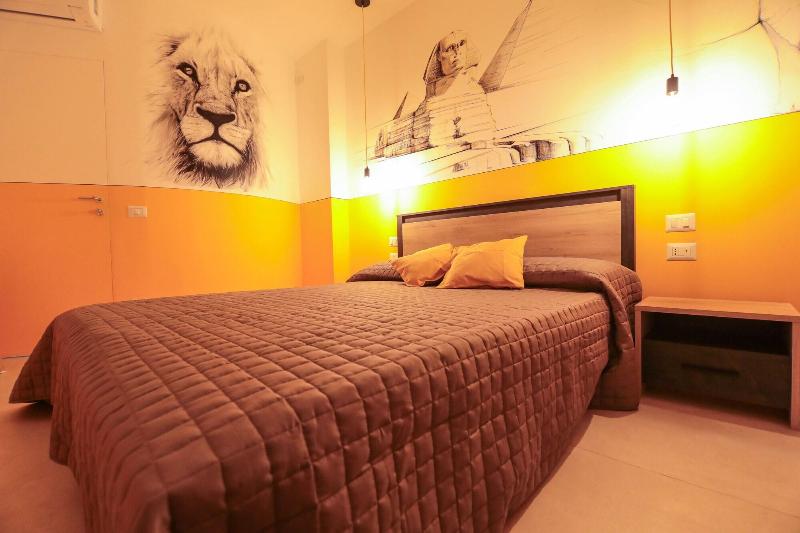 O.Effe. Global Suites at Vatican - Oda