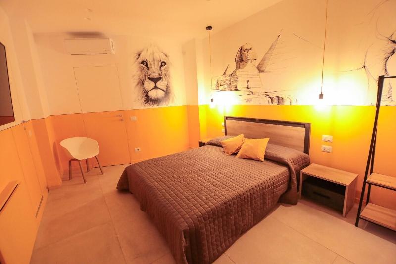 O.Effe. Global Suites at Vatican - Oda